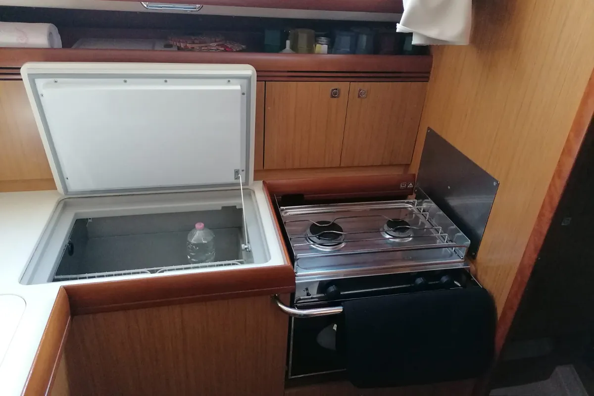 Galley of Xenia, a Jeanneau Sun Odyssey 39i sailboat at Piombino, Italy