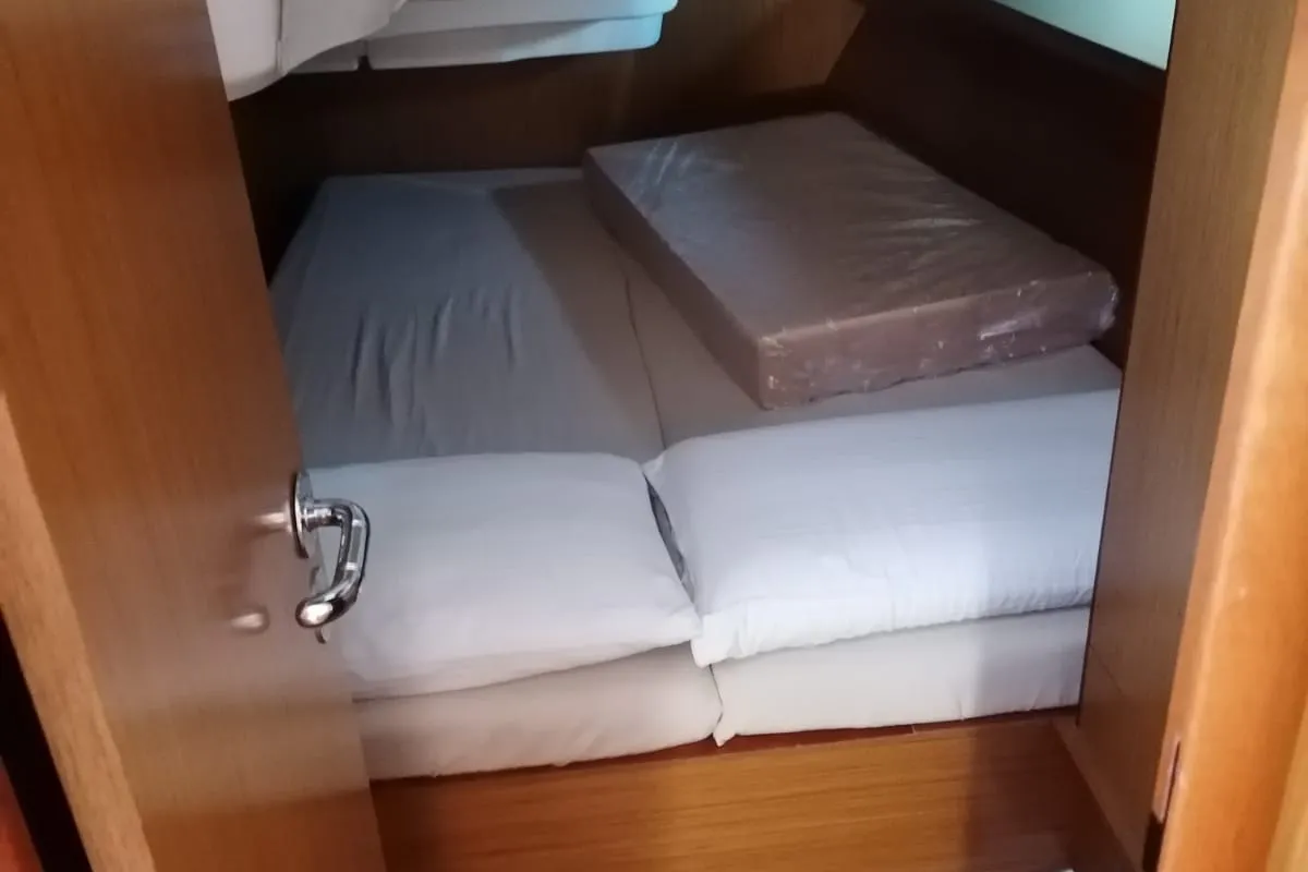 Cabin on Xenia, a Jeanneau Sun Odyssey 39i sailboat at Piombino, Italy