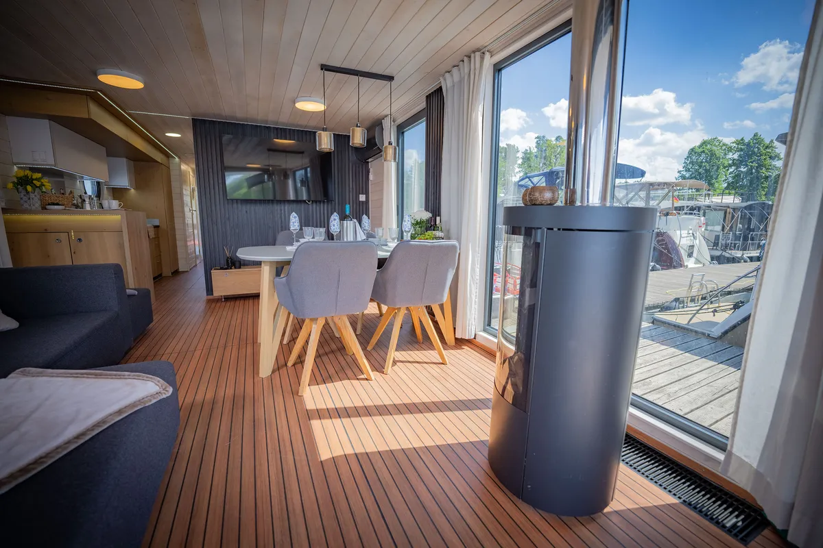 Salon of RedWine, a Woma D13 motorboat at Fürstenberg/Havel, Germany