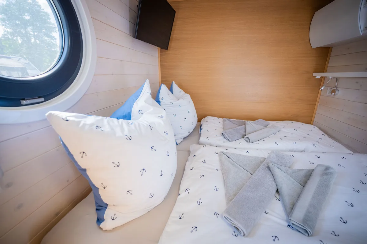 Cabin on RedWine, a Woma D13 motorboat at Fürstenberg/Havel, Germany