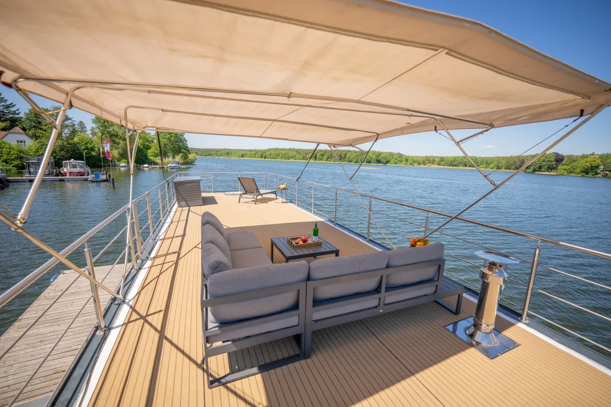 Deck of RedWine, a Woma D13 motorboat at Fürstenberg/Havel, Germany