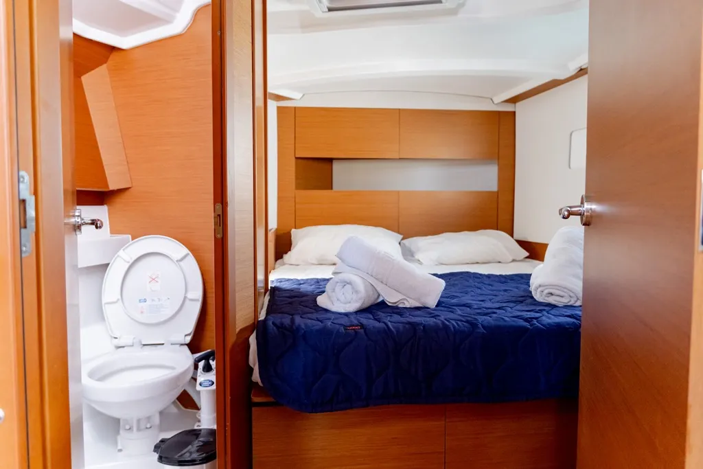 Cabin on Laertes, a Jeanneau Sun Odyssey 410 sailboat at Kos, Greece