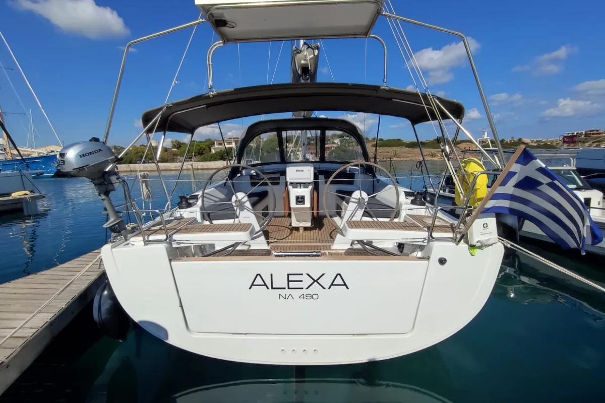 Exterior view of Alexa, a Hanse 418 sailboat at Lavrion, Greece