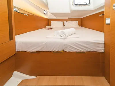 Cabin on Lefkippi, a Jeanneau Sun Odyssey 440 sailboat at Kos, Greece
