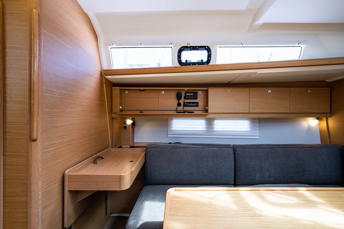Salon of Pulsar, a Dufour 460 Grand Large sailboat at Lefkada, Greece