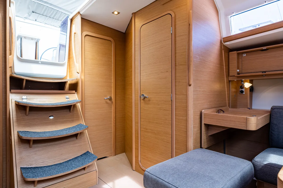 Salon of Pulsar, a Dufour 460 Grand Large sailboat at Lefkada, Greece