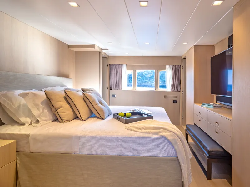 Cabin on SUMMER FUN, a Admiral 101 motor yacht at Athens, Greece