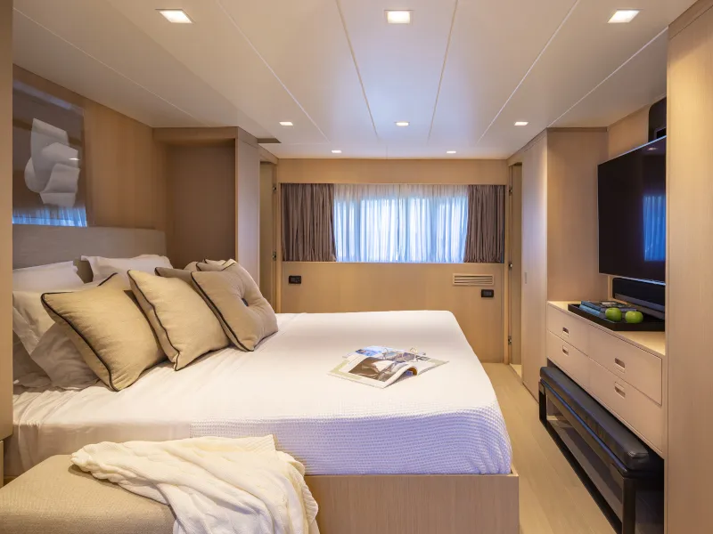Cabin on SUMMER FUN, a Admiral 101 motor yacht at Athens, Greece