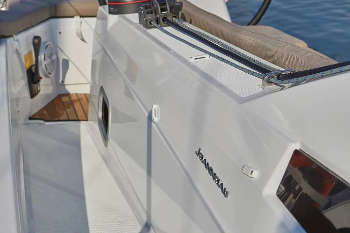 Cockpit of Maminti, a Jeanneau Sun Odyssey 410 sailboat at Kaštela, Croatia