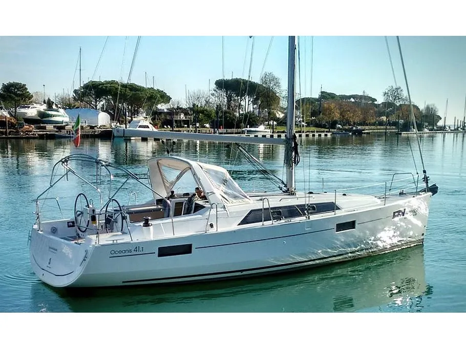 Exterior view of Cicala Sapiente, a Beneteau Oceanis 41.1 sailboat at Bocca di Magra, Italy