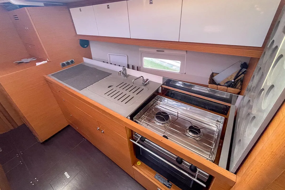 Galley of Etosha, a Dufour 430 sailboat at Hyères, France