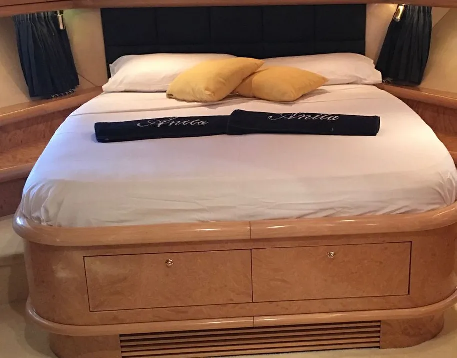 Anita II, a Sunseeker Predator 75 motor yacht at Augusta, Italy