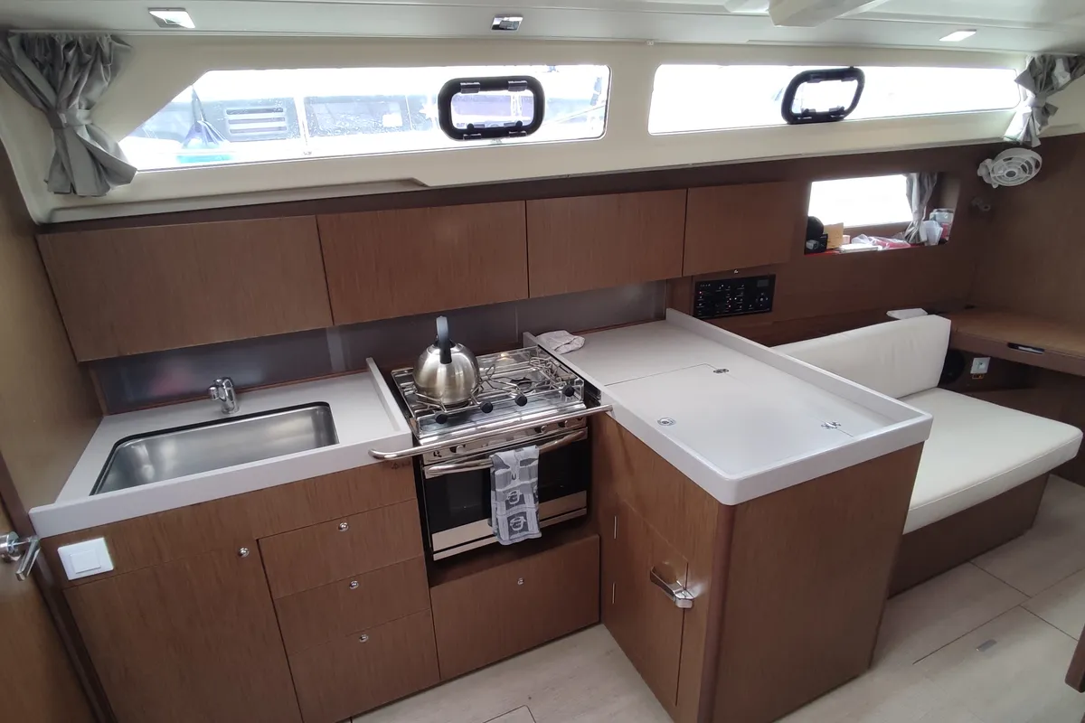Galley of Maera, a Beneteau Oceanis 41.1 sailboat at Volos, Greece