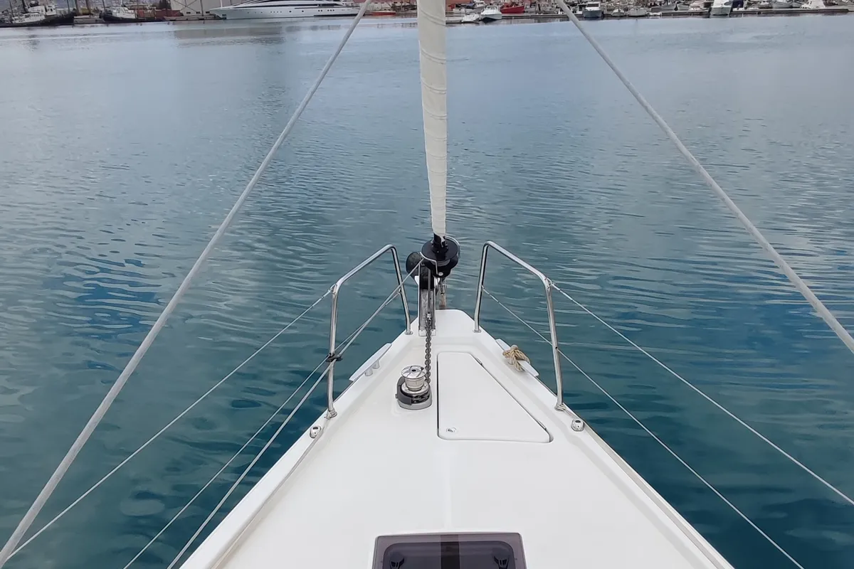 Exterior view of Maera, a Beneteau Oceanis 41.1 sailboat at Volos, Greece