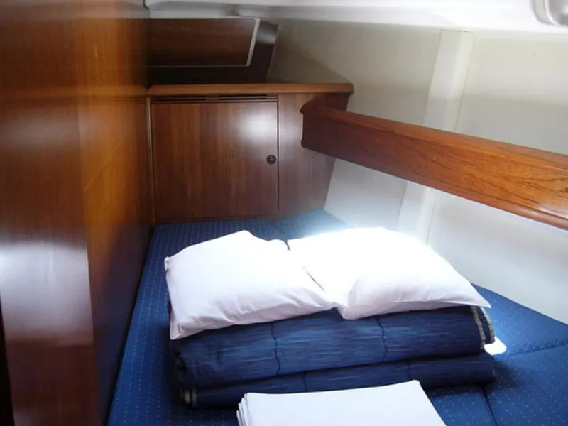 Cabin on Mondox, a Jeanneau Sun Odyssey 45 sailboat at Fezzano, Italy