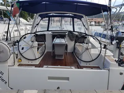 Cockpit of Senza Frontiere, a Beneteau Oceanis 41.1 sailboat at Tonnarella, Italy