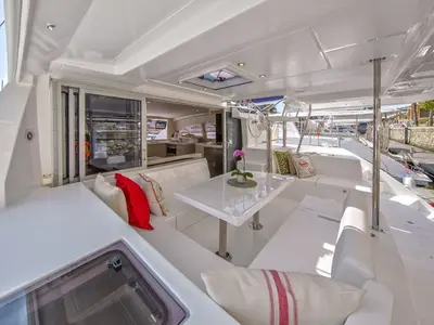Deck of Sunsail 404 Classic, a Leopard 40 catamaran at Dubrovnik, Croatia