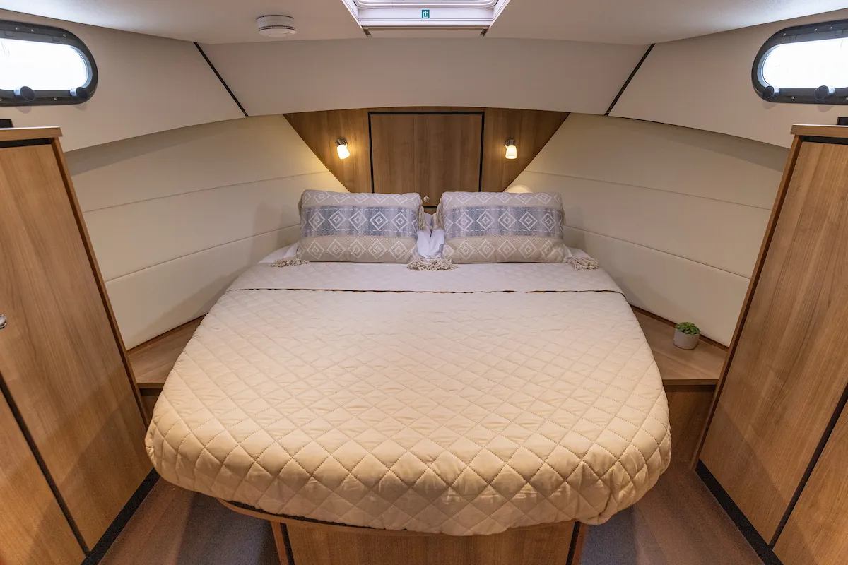 Dojo, a Linssen Grand Sturdy 30 motorboat at Molecaten Jachthaven Flevostrand, Netherlands