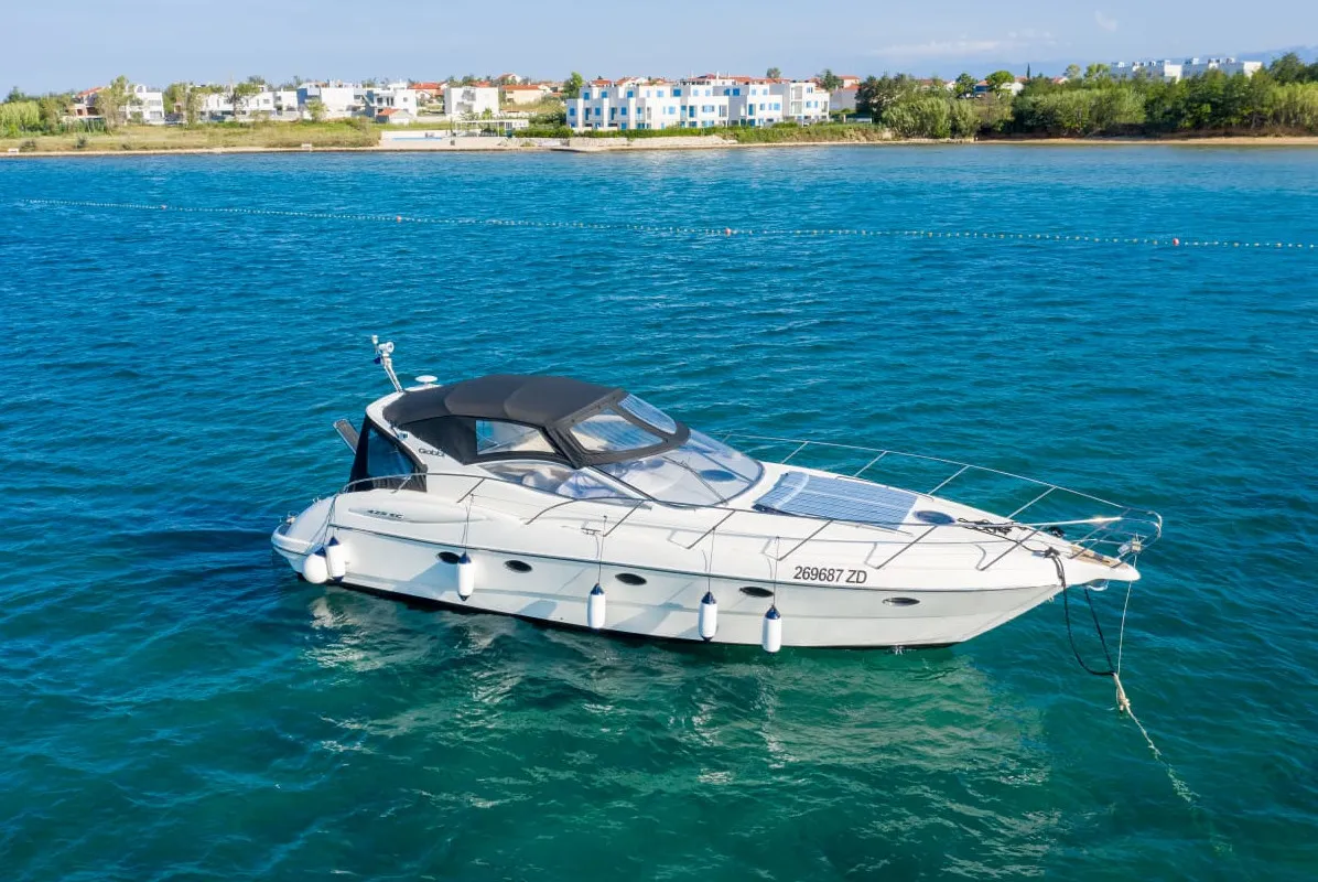 Exterior view of Fido, a Gobbi 425 motorboat at Općina Sveti Filip i Jakov, Croatia