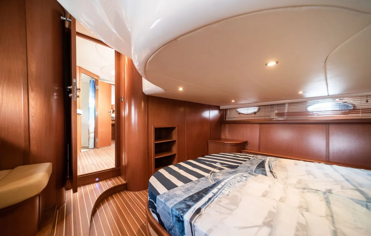 Cabin on Fido, a Gobbi 425 motorboat at Općina Sveti Filip i Jakov, Croatia