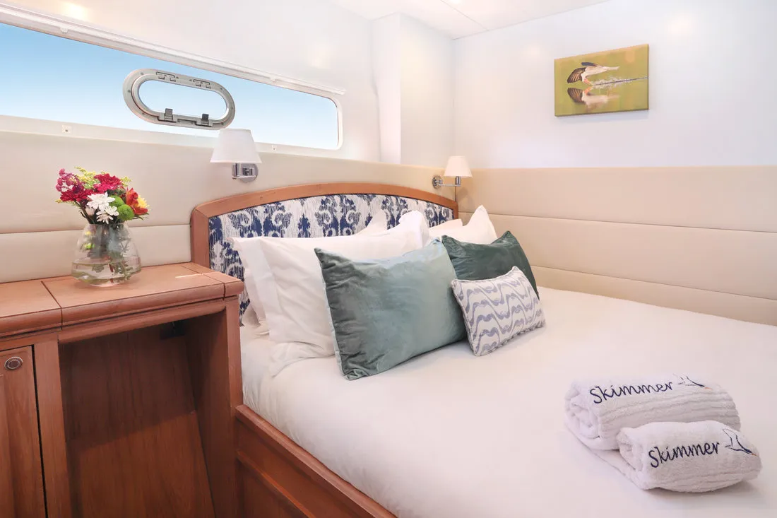 Cabin on Sameli, a Two Oceans Marine Balance 760 catamaran at Τροκαντερό, Greece