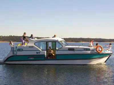 Cruiser Comfort 6/9 Pers., a Nicols Confort 1100 motorboat at Sablé-sur-Sarthe, France