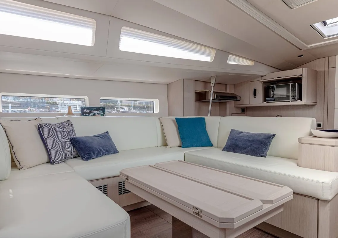 Salon of Elyvian Breeze, a Jeanneau 60 sailboat at Brindisi, Italy