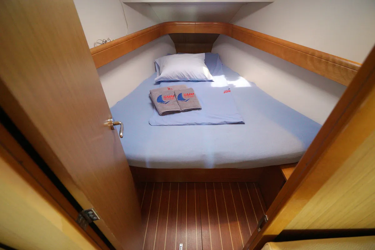 Cabin on Primus Navi, a Jeanneau Sun Odyssey 36i sailboat at Marmaris, Turkey