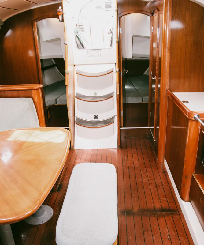Salon of Kleio, a Beneteau Oceanis 381 sailboat at Volos, Greece
