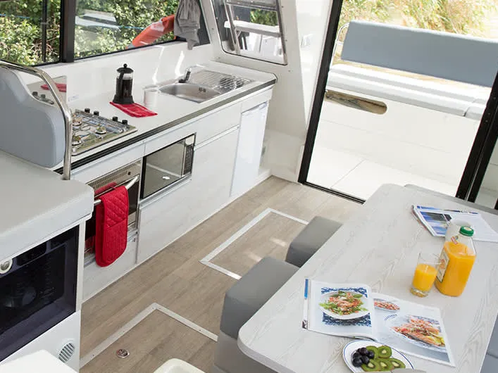 Galley of Horizon 3, a Cygnet Horizon 3 motorboat at Borough of Runnymede, United Kingdom