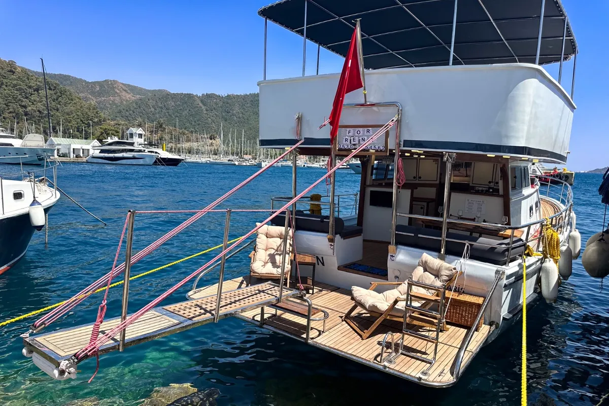 Exterior view of AYKEN, a Custom Made Ayken motor yacht at Bakırköy, Turkey