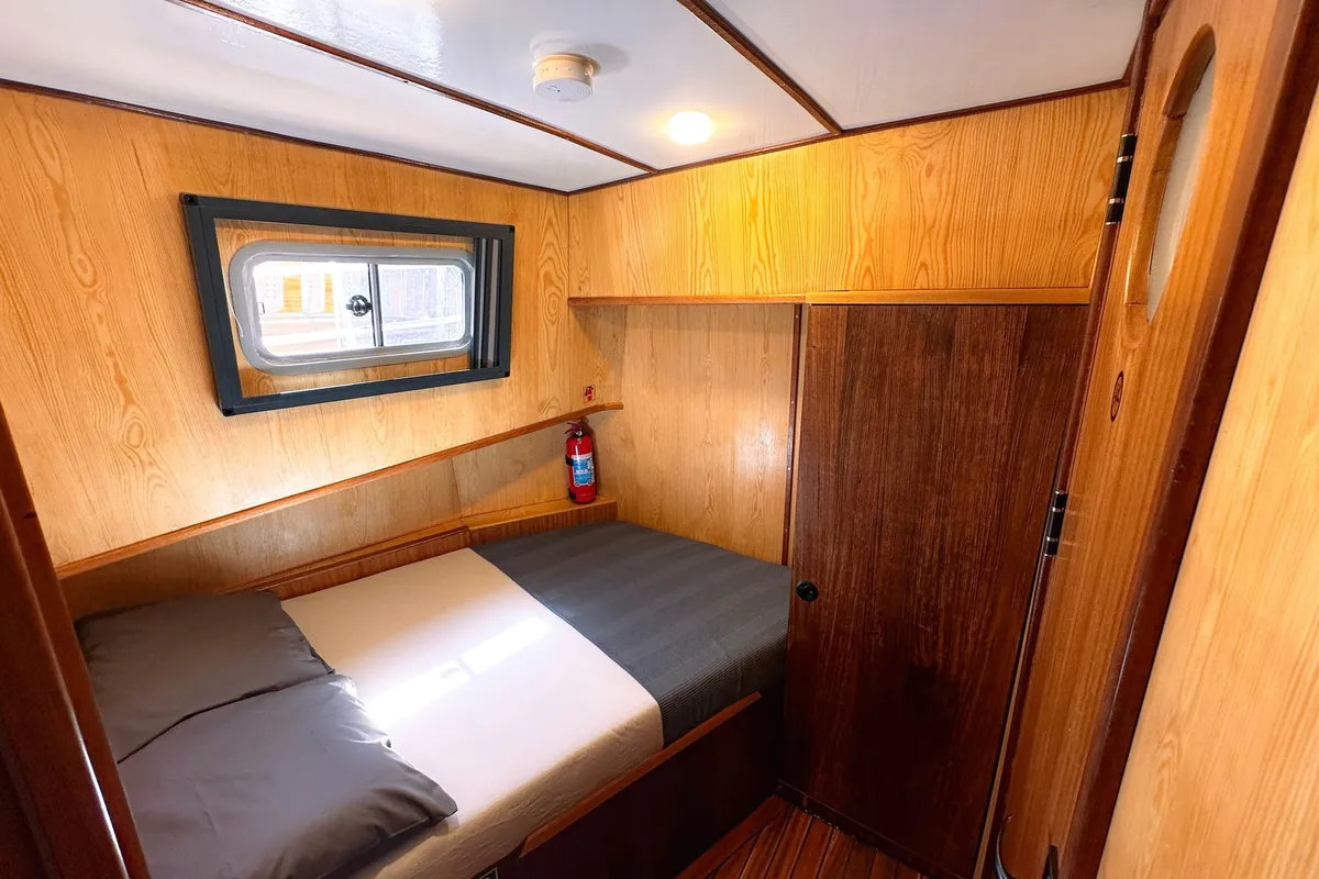 Cabin on AYKEN, a Custom Made Ayken motor yacht at Bakırköy, Turkey