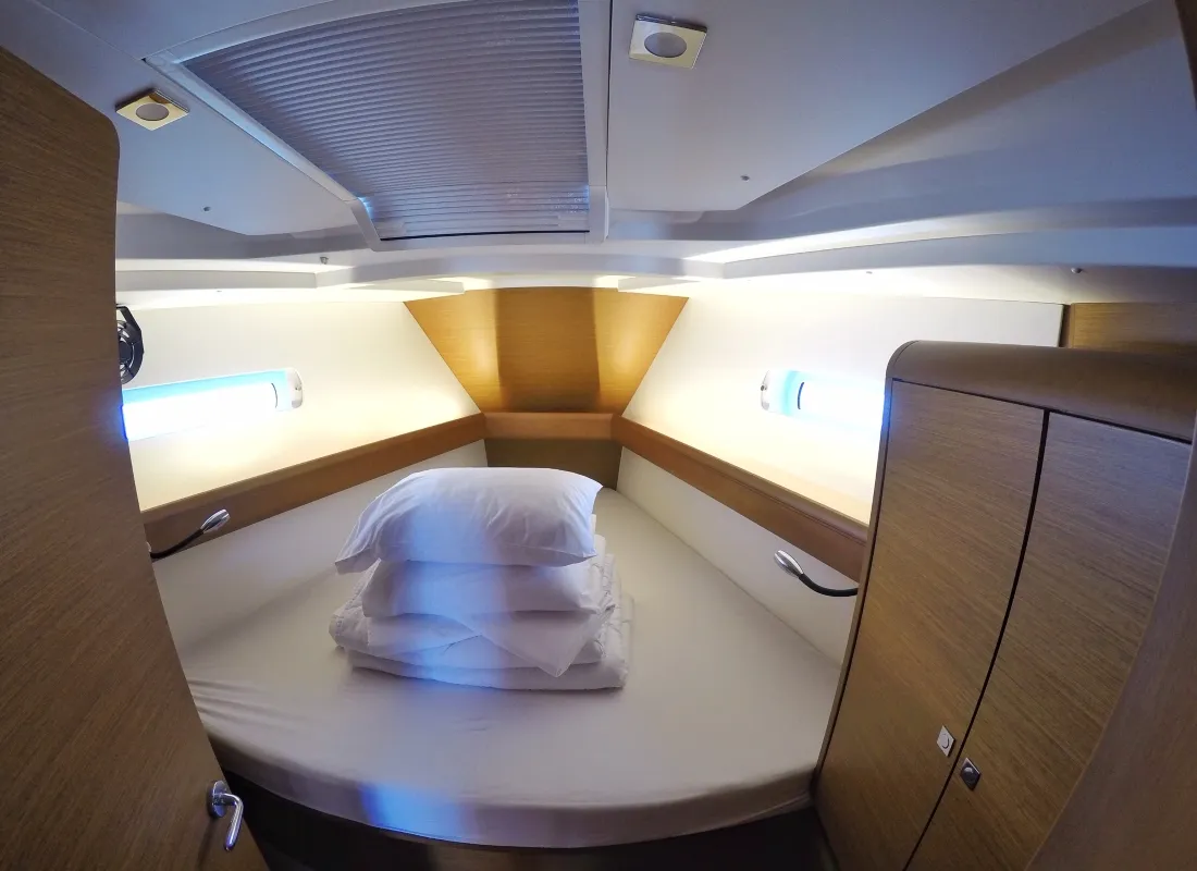 Cabin on Tardis, a Jeanneau Sun Odyssey 449 sailboat at Biograd na Moru, Croatia