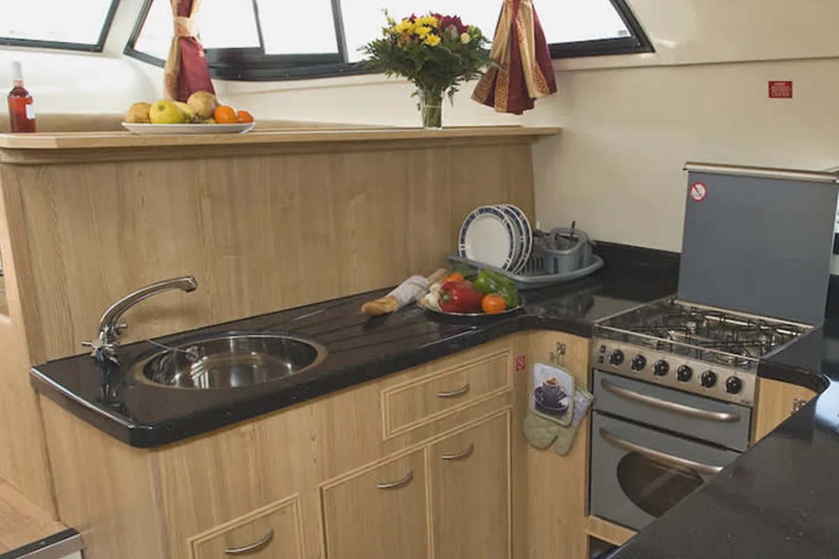 Galley of Mystique - Comfort Plus 12, a Cygnet Mystique motorboat at Vinkeveen, Netherlands