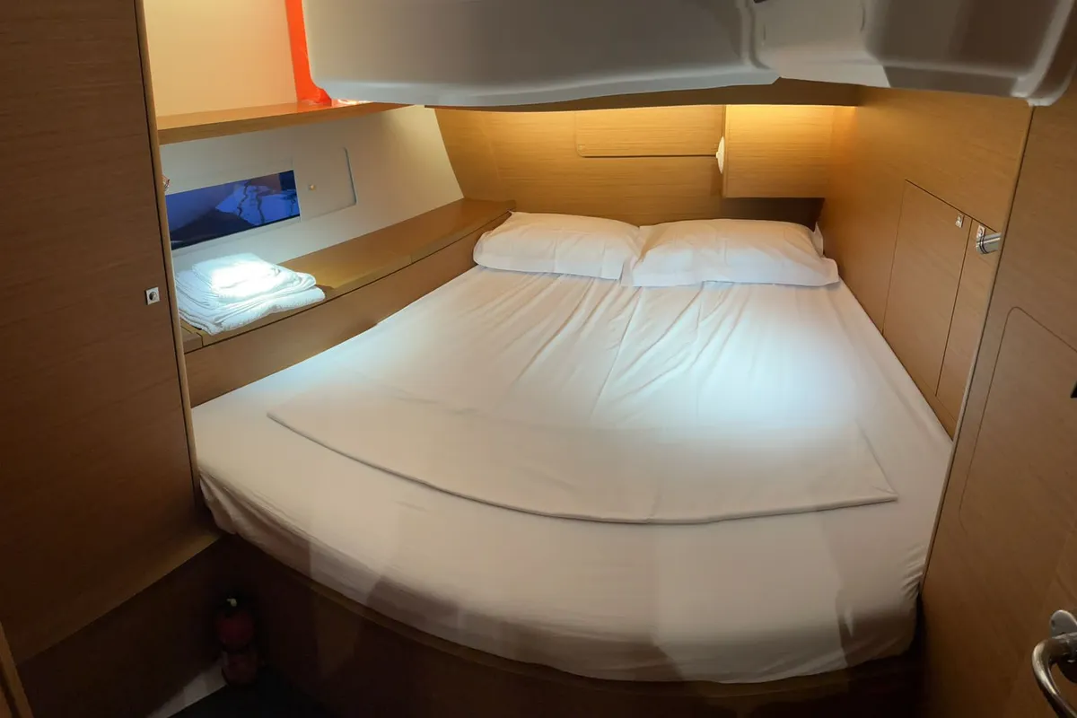 Cabin on Sama 1, a Dufour 470 sailboat at Palermo, Italy