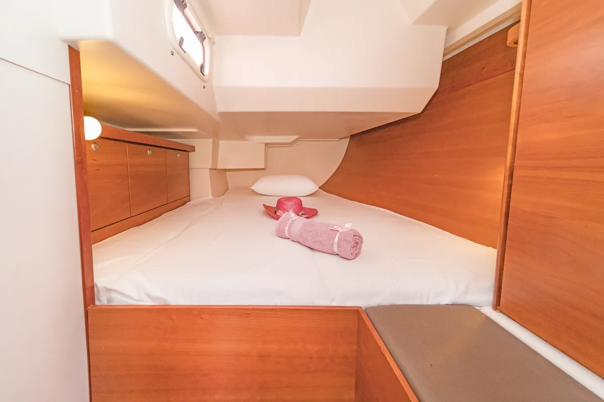 Cabin on Tria S, a Hanse 430 sailboat at Kos, Greece