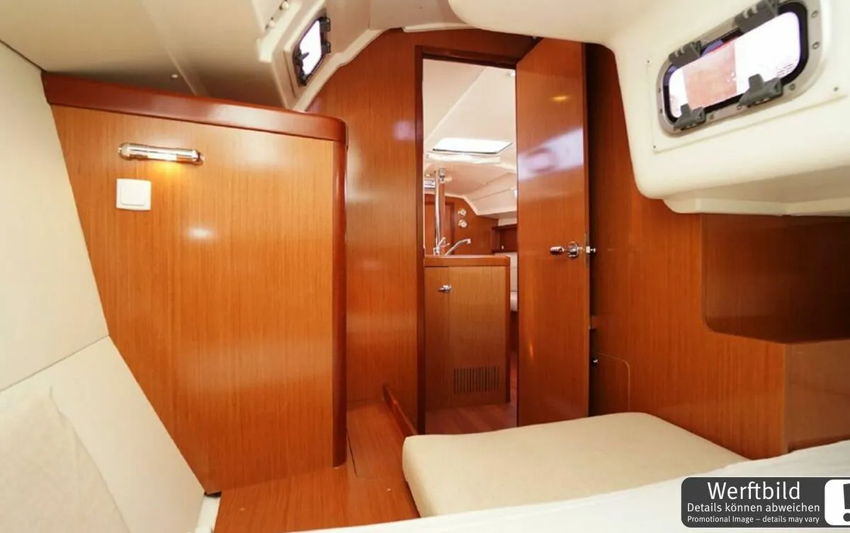 Cabin on Tango, a Beneteau Oceanis 34.2 sailboat at Heiligenhafen, Germany