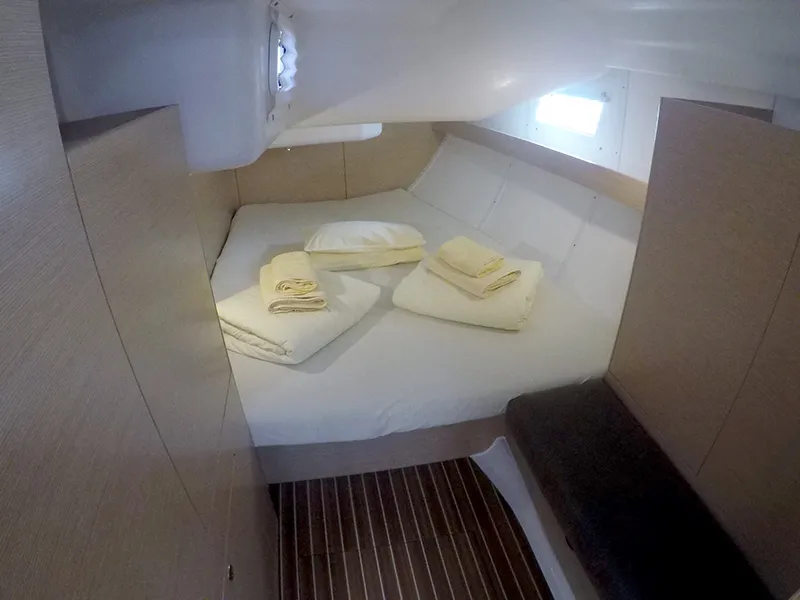 Cabin on Marta X, a Elan 444 Impression sailboat at Grad Šibenik, Croatia