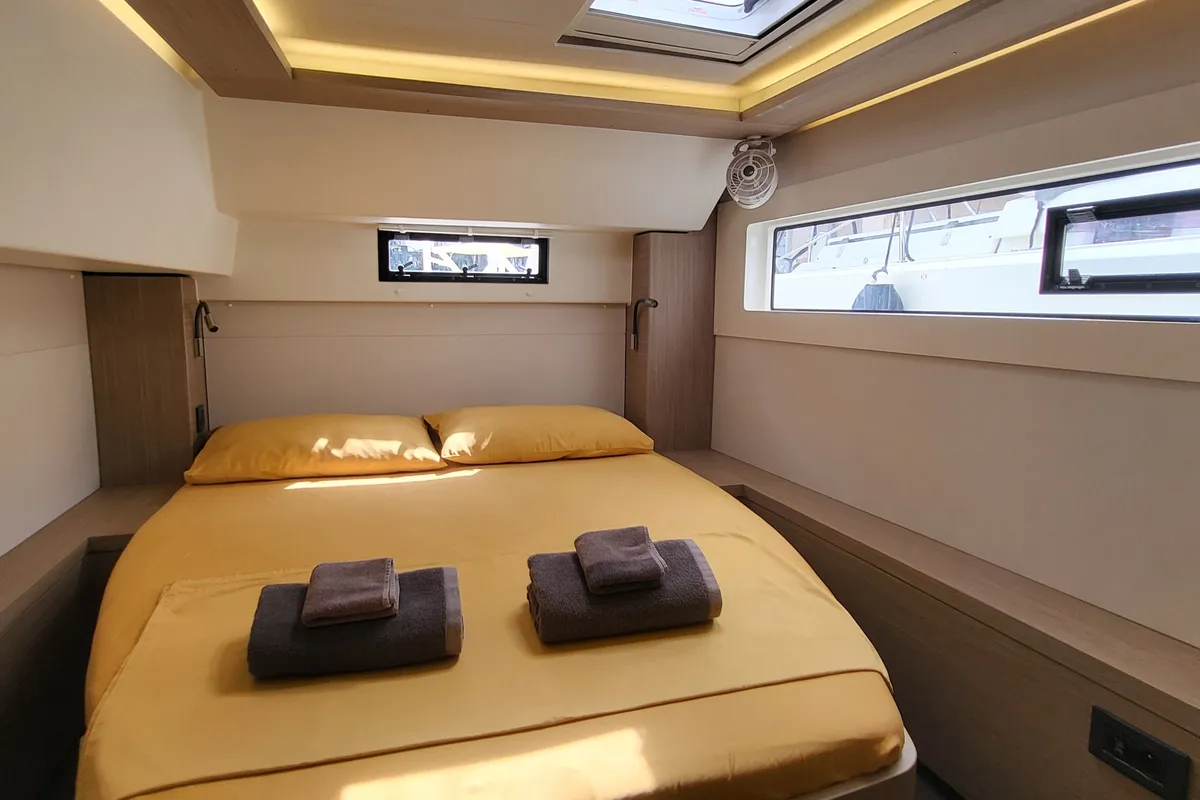 Cabin on Good Vibes, a Lagoon 46 catamaran at Figari/Golfo Aranci, Italy