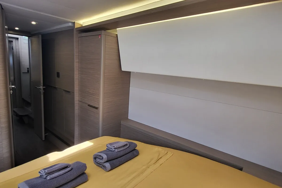 Cabin on Good Vibes, a Lagoon 46 catamaran at Figari/Golfo Aranci, Italy