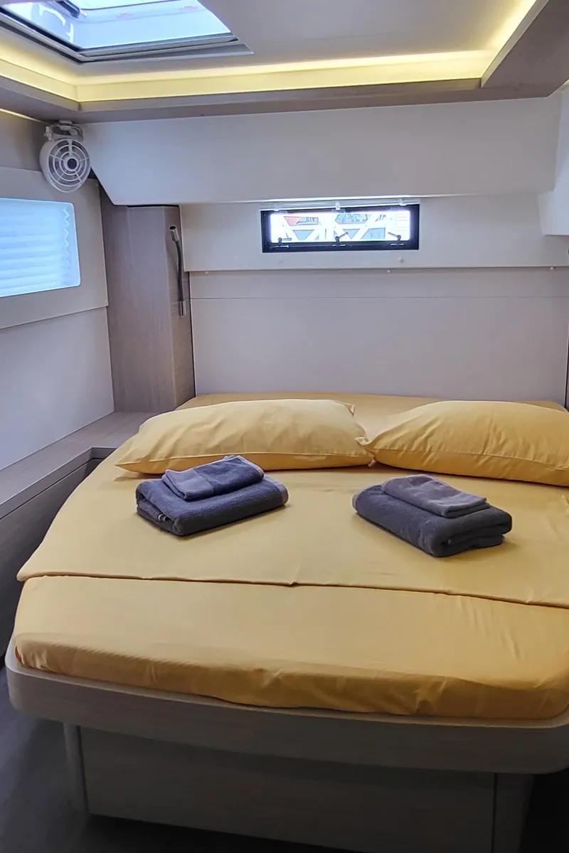 Cabin on Good Vibes, a Lagoon 46 catamaran at Figari/Golfo Aranci, Italy