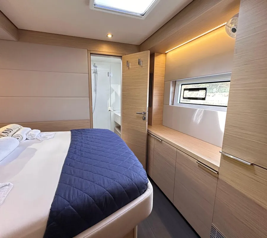 Cabin on MAUI (PTP), a Lagoon 55 catamaran at Pointe-à-Pitre, France