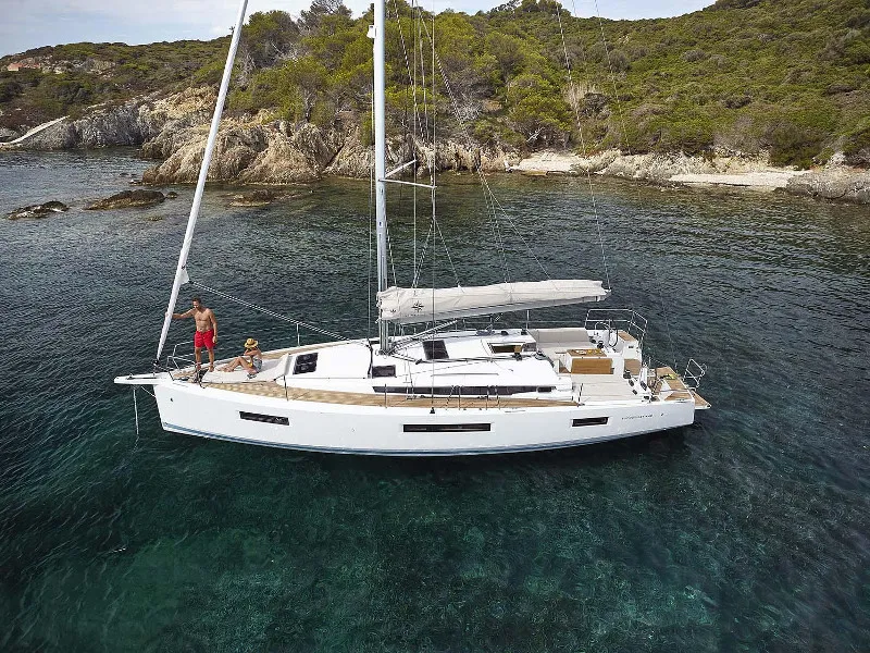 Exterior view of Innovation, a Jeanneau Sun Odyssey 440 sailboat at Portimão, Portugal
