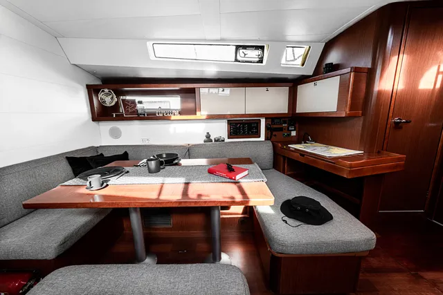 Salon of THEIA, a Beneteau Oceanis 45 sailboat at Šibenik, Croatia