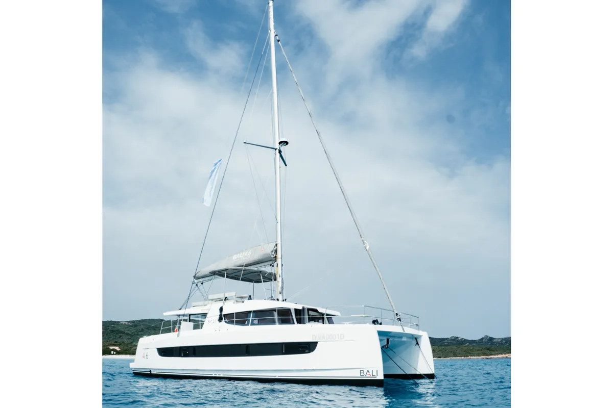 Exterior view of Endeavour, a Bali 4.6 catamaran at Tonnarella, Italy