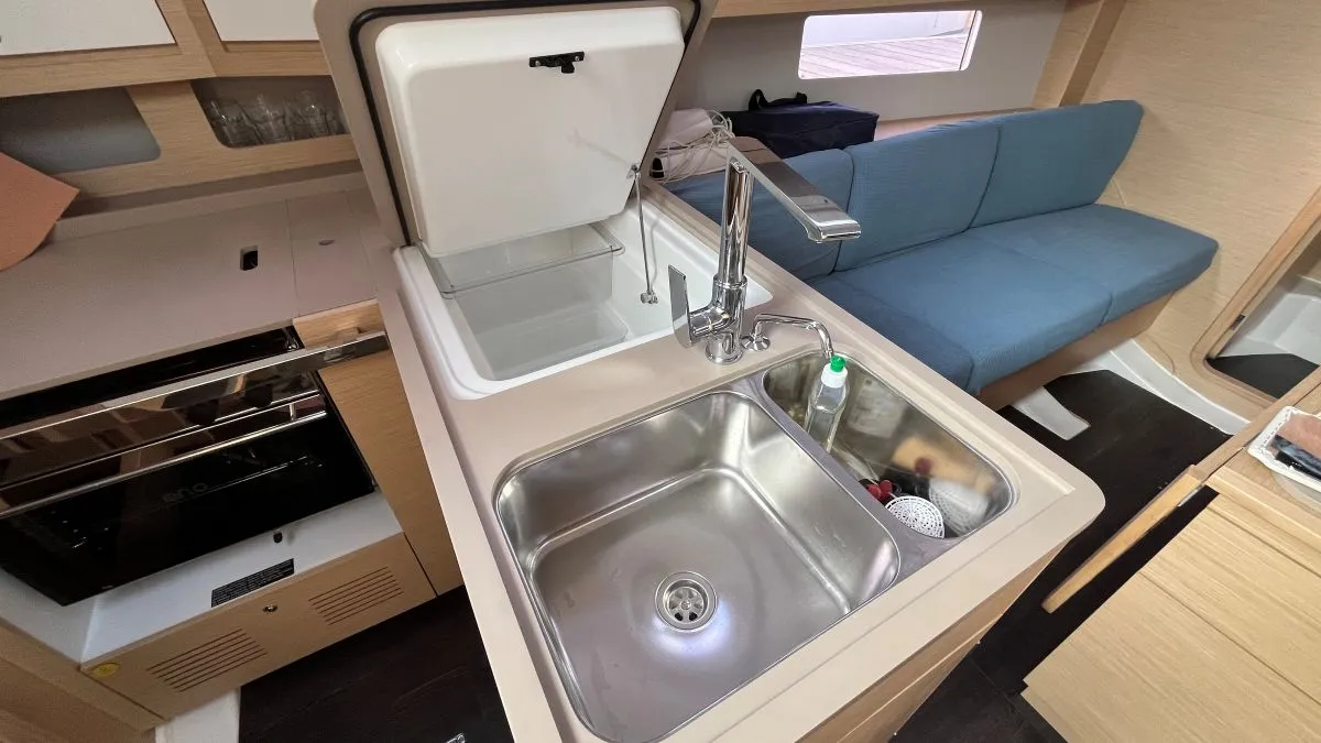 Galley of Evren, a Dufour 37 sailboat at La Rochelle, France