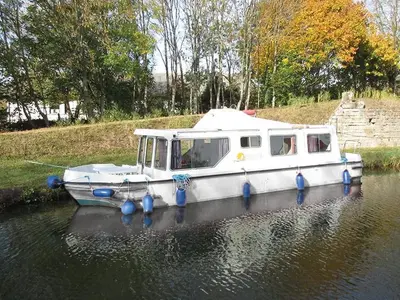 2405, a Espade 1050 Fly motorboat at Mittersheim, France