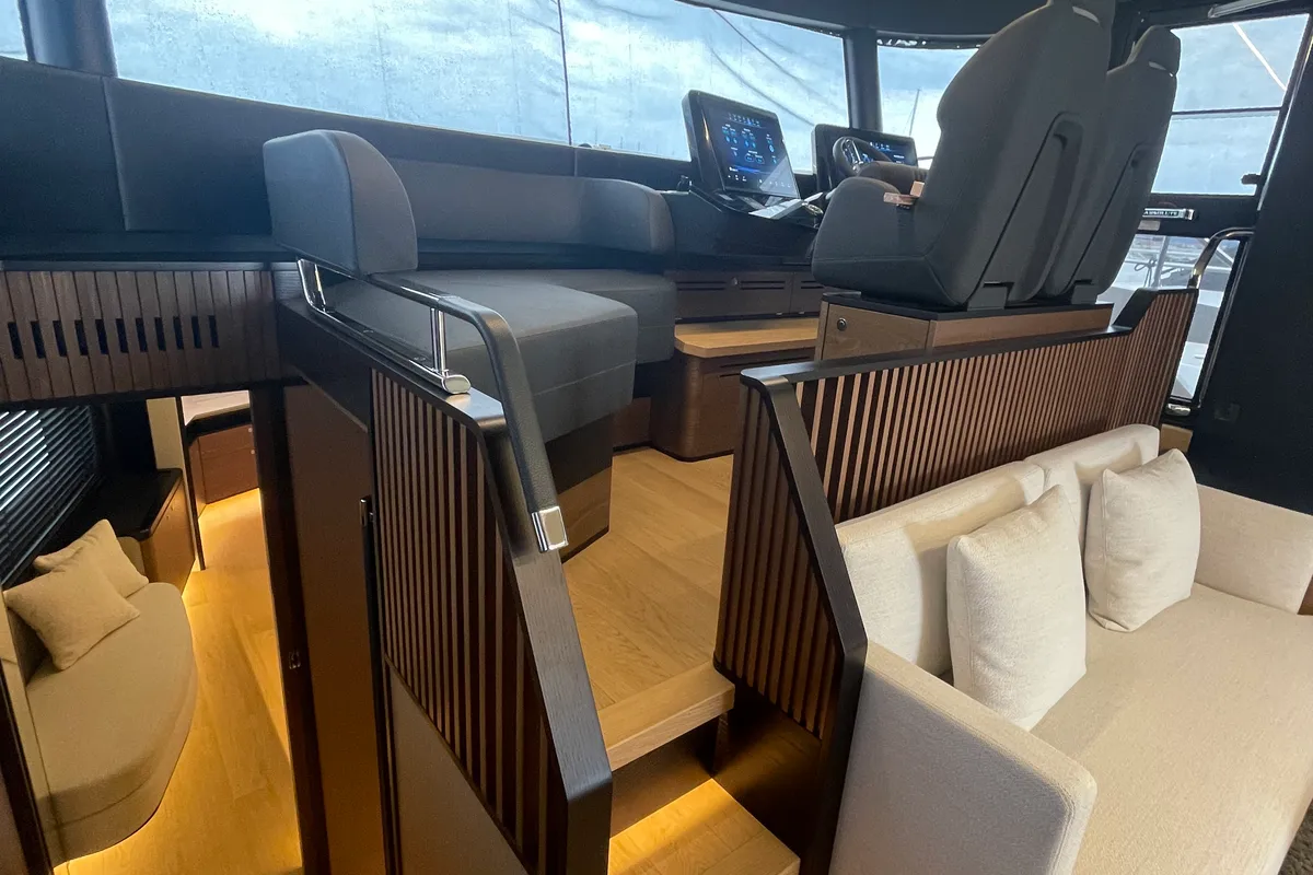 Head on Knitewear.Club 3, a Absolute Yachts Navetta 64 motor yacht at Općina Sukošan, Croatia