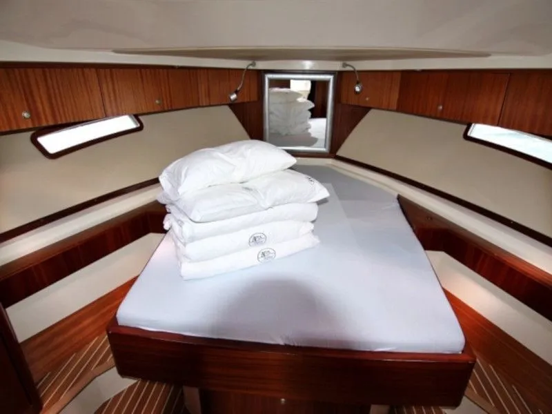 Cabin on Renesansa, a SAS - Vektor Adriana 44 motorboat at Zadar, Croatia