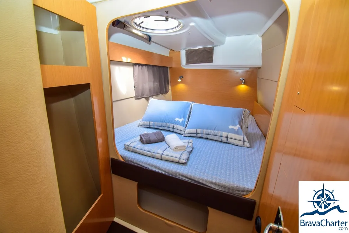 Cabin on Mariona, a Fountaine Pajot Lipari 41 catamaran at Roses, Spain